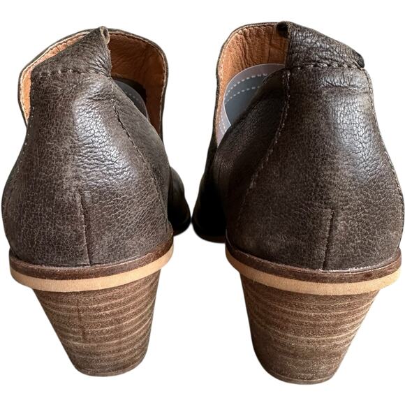 Lucky Brand Victorey Leather Booties Womens 7M Heeled Brown Ankle Boots Western - Picture 4 of 10